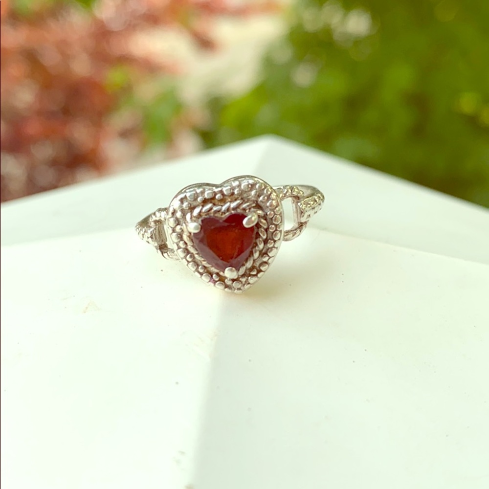 Genuine Garnet Sterling Silver Ring❤️